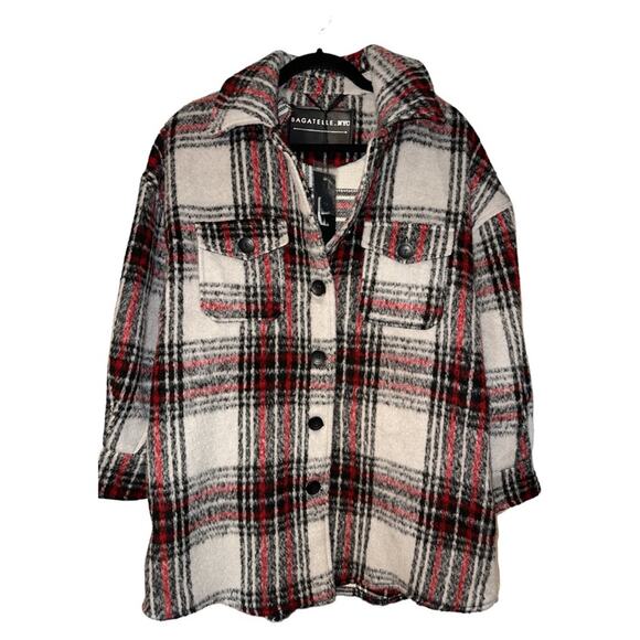 BAGATELLE NYC Oversized Plaid Fleece Shacket - Picture 2 of 4